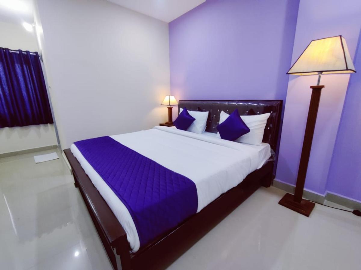 Hotel Prime Classic Shamshabad Exterior foto