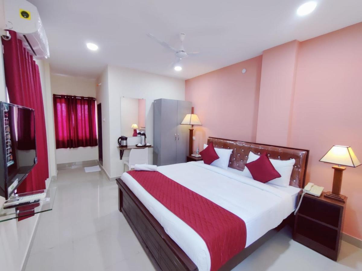 Hotel Prime Classic Shamshabad Exterior foto