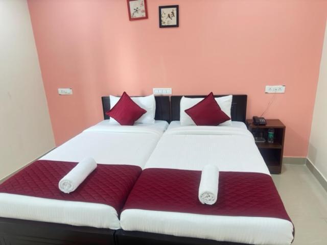 Hotel Prime Classic Shamshabad Exterior foto